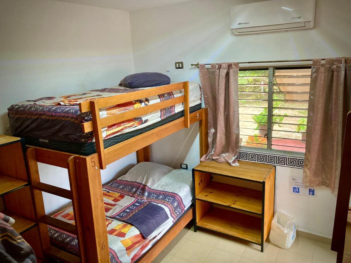 Yaxche Centro Hostal Y Camping Бакалар Экстерьер фото