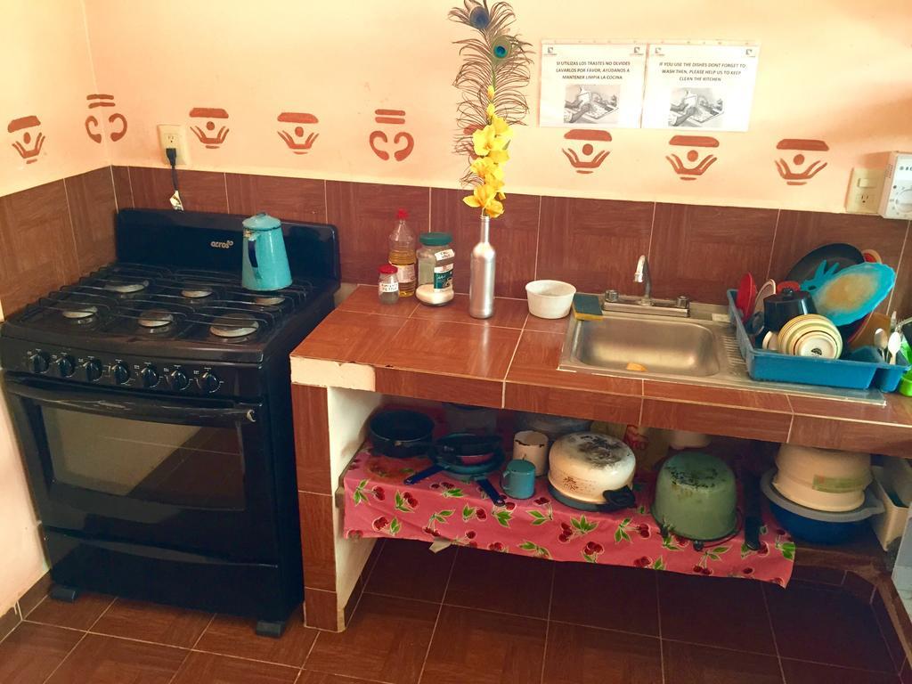 Yaxche Centro Hostal Y Camping Бакалар Экстерьер фото