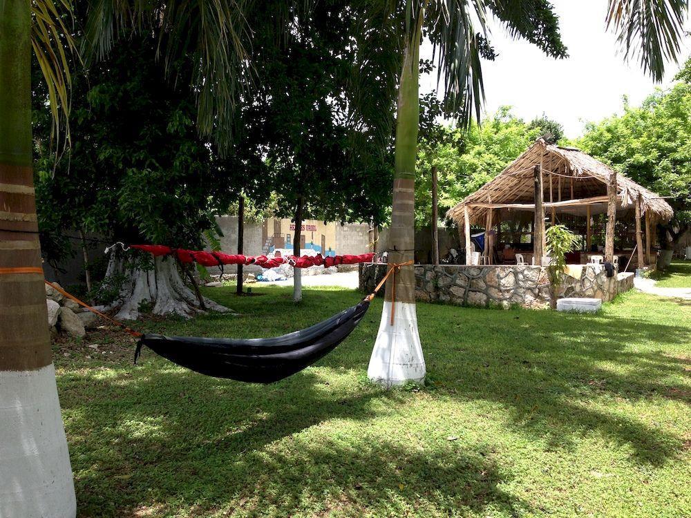 Yaxche Centro Hostal Y Camping Бакалар Экстерьер фото
