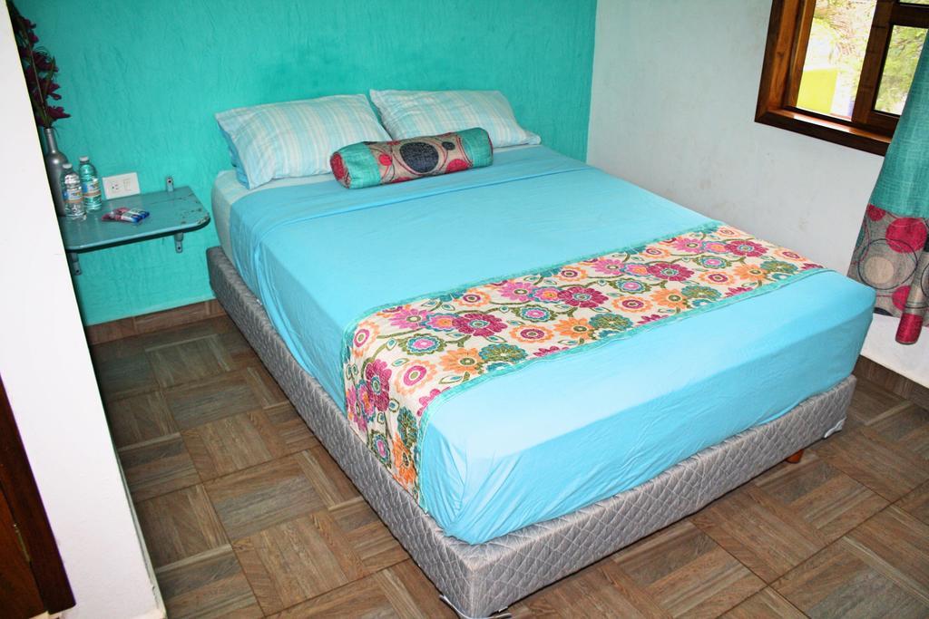 Yaxche Centro Hostal Y Camping Бакалар Экстерьер фото