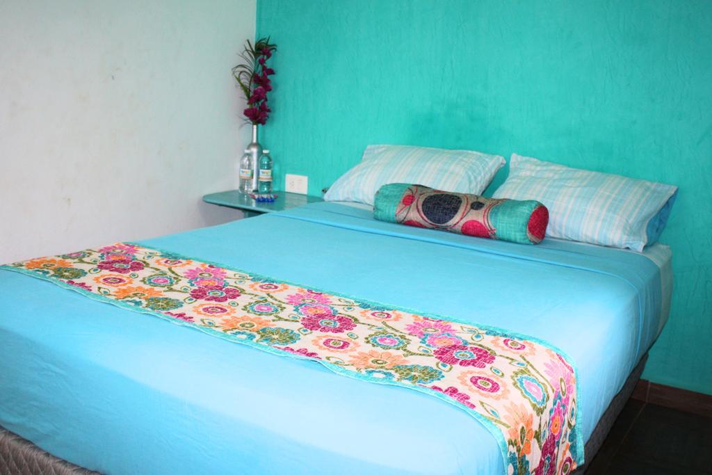 Yaxche Centro Hostal Y Camping Бакалар Экстерьер фото