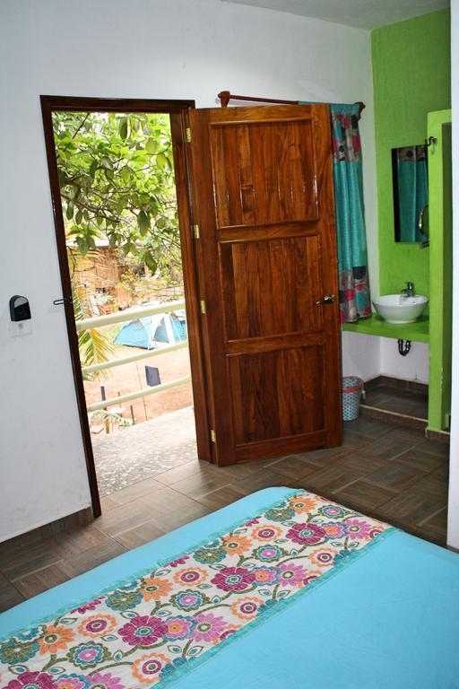 Yaxche Centro Hostal Y Camping Бакалар Экстерьер фото