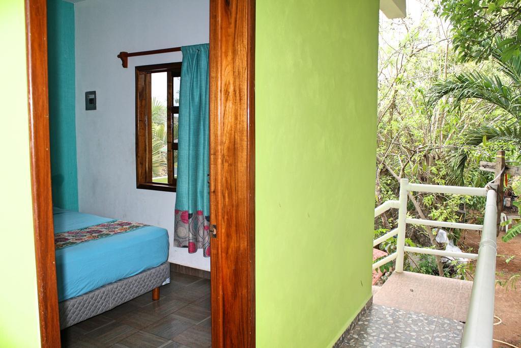 Yaxche Centro Hostal Y Camping Бакалар Экстерьер фото