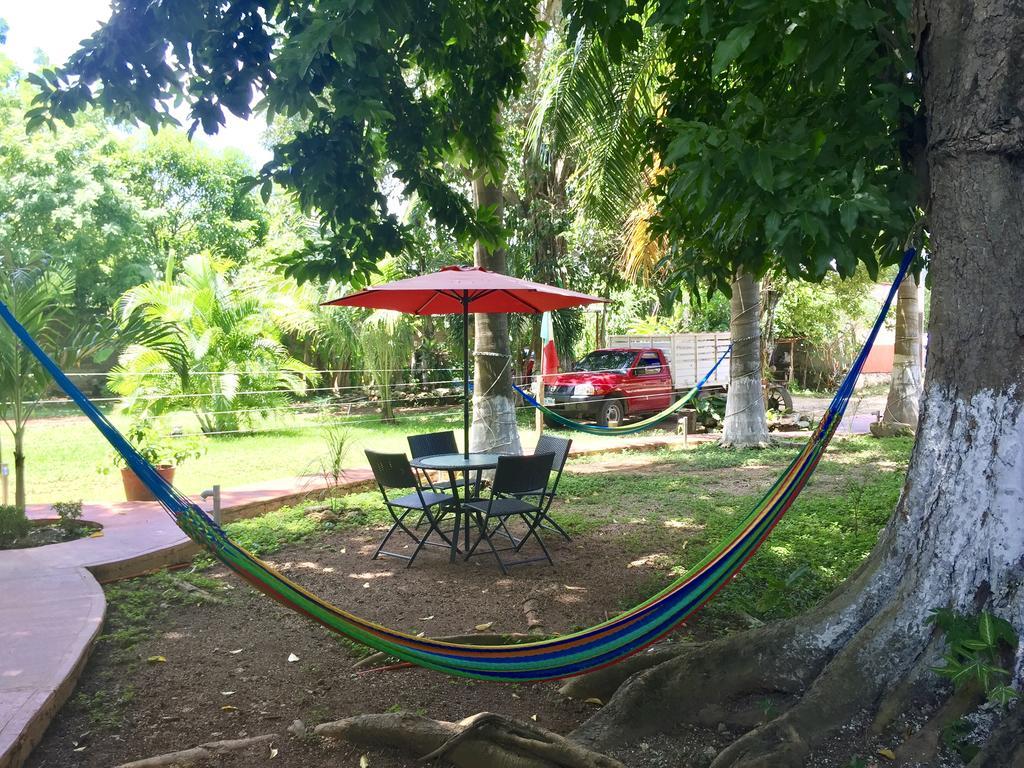 Yaxche Centro Hostal Y Camping Бакалар Экстерьер фото